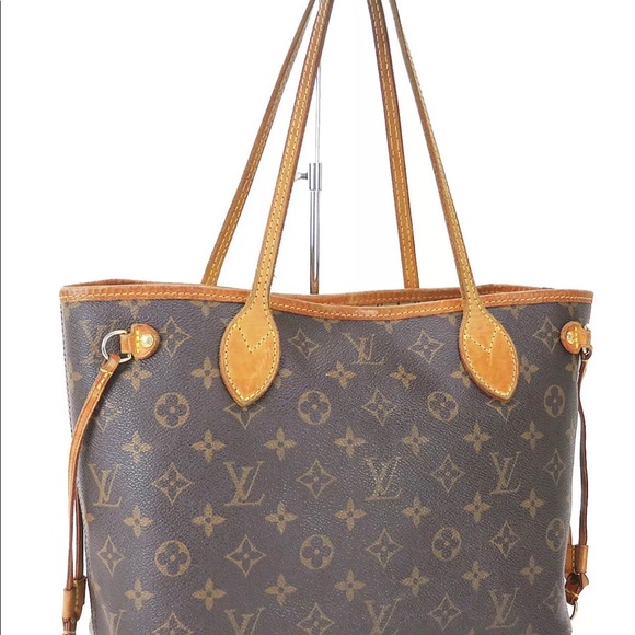 Louis Vuitton Neverfull Pm NO LOW BALL OFFERS ACCEPTED. - Picture 6 of 8